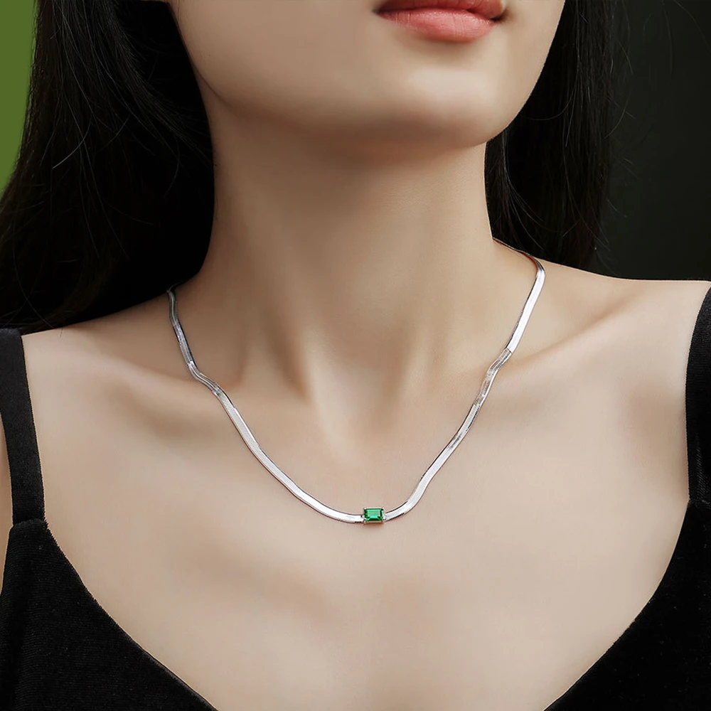 

Цепочка с кулоном из серебра 925 пробы, 4 Х6 мм