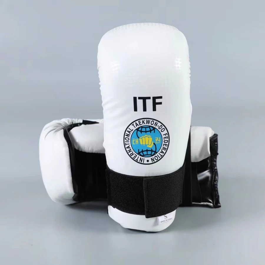 Фото Белые перчатки ITF для тхэквондо, красно-синие защитные накладки на стопы и голени из искусственной кожи, защита для тренировок по боевым искусствам и карате, индивидуальный заказ №5