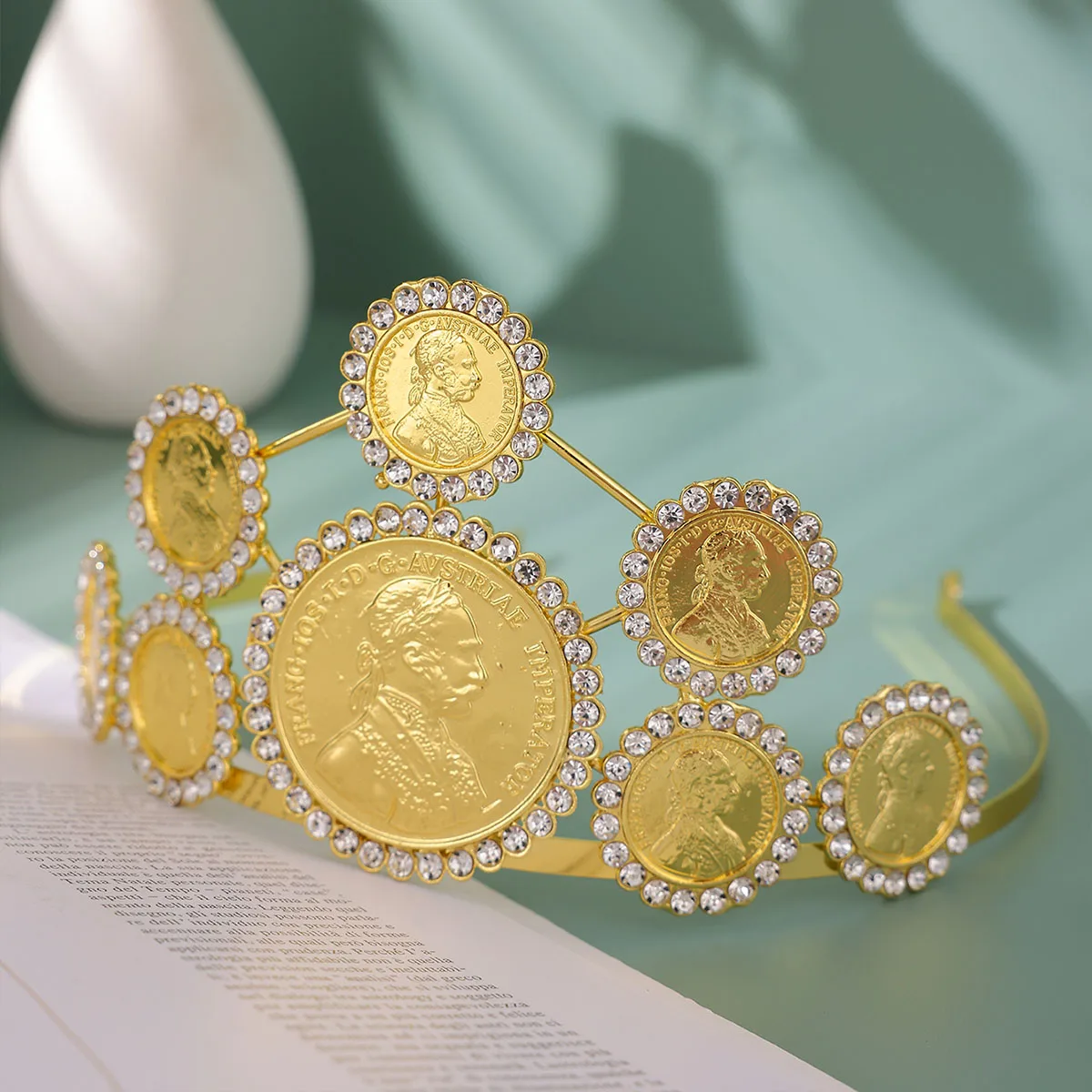 

Luxury Gold Color Wedding Dress Hair Ornament Coin Shape Napoleon Image Design Gold Plated Bride Crown Jewelery
