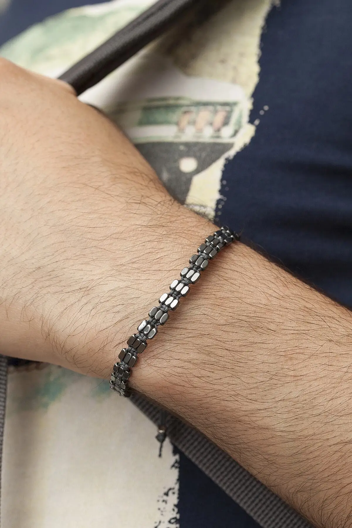 

New Fashion Hematite Bracelet Color Stainless Tarnish Stylish Compatible Classic Retro Nostalgia Free and Fast Shipping