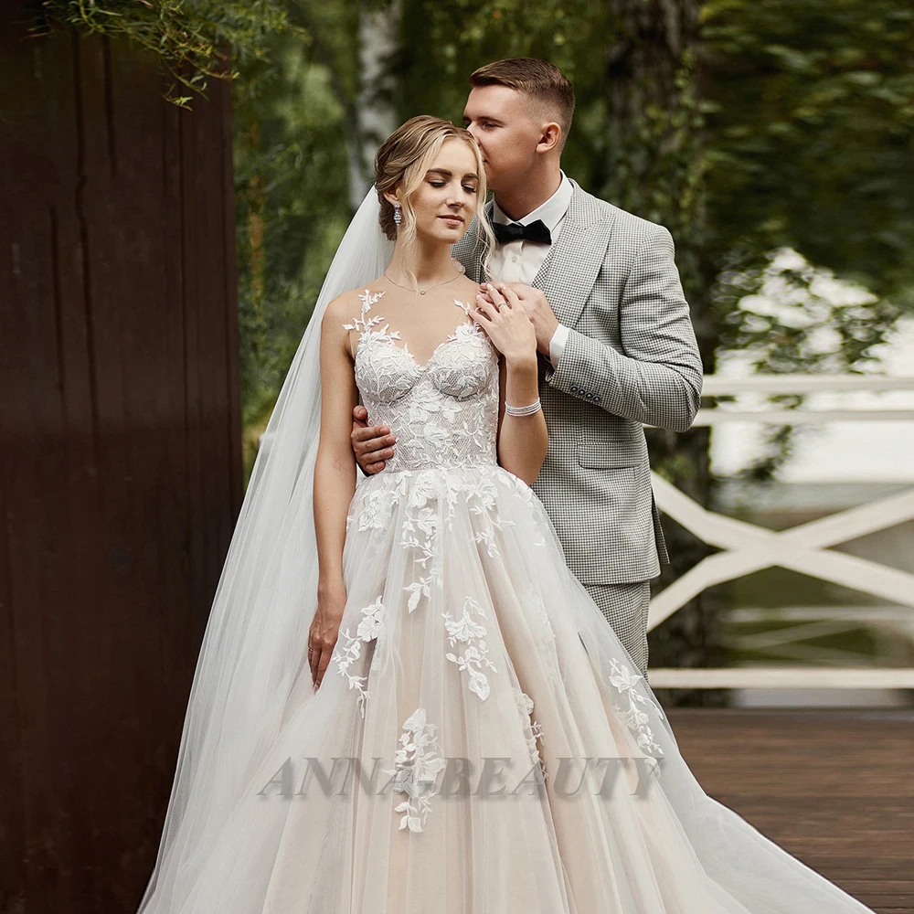 

Anna Wedding Dresses Princess Sleeveless A Line Appliques Court Train V Neck Lacing Up Tulle Vestidos De Novia Custom Made