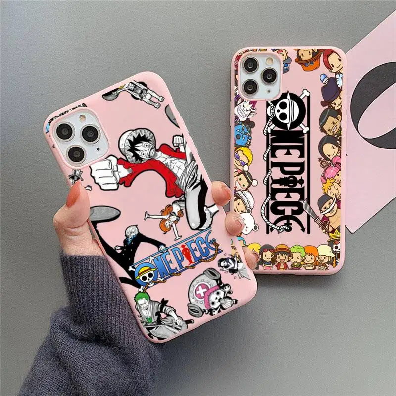 

Anime One Piece Law Luffy Zoro Phone Case For iphone 13 12 11 Pro Max Mini XS 8 7 6 6S Plus X SE20 XR Matte Candy Pink Silicone