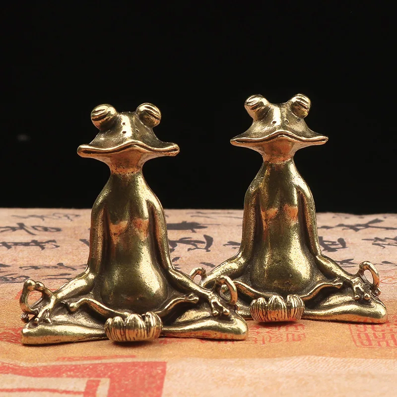 

Copper Meditating Frog Ornaments Vintage Brass Sit in Meditation Statue Bronze Tea Pet Figurines Incense Holder Desk Decor