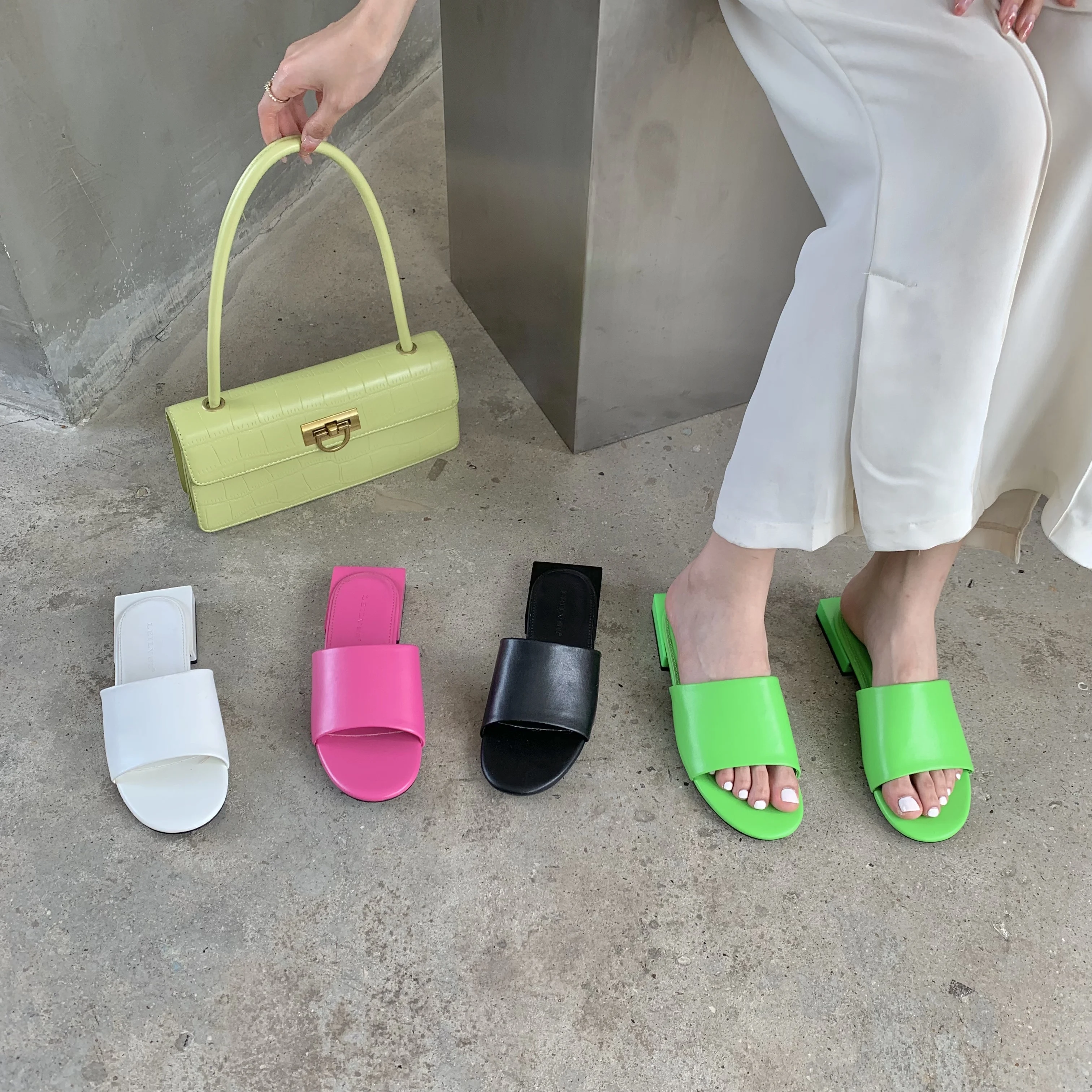 

Round Toe Women Slippers White Rose Black Green Summer Outdoor Mules Shoes Flat Low Heels 2022 Casual Party Pumps Dress Sandals