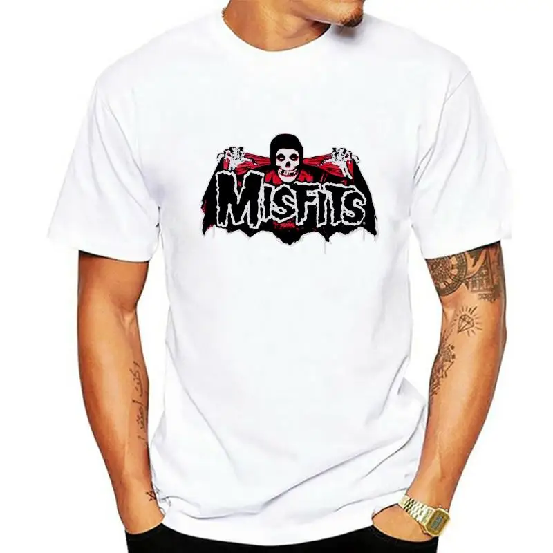 

Красная футболка MISFITS Batfiend