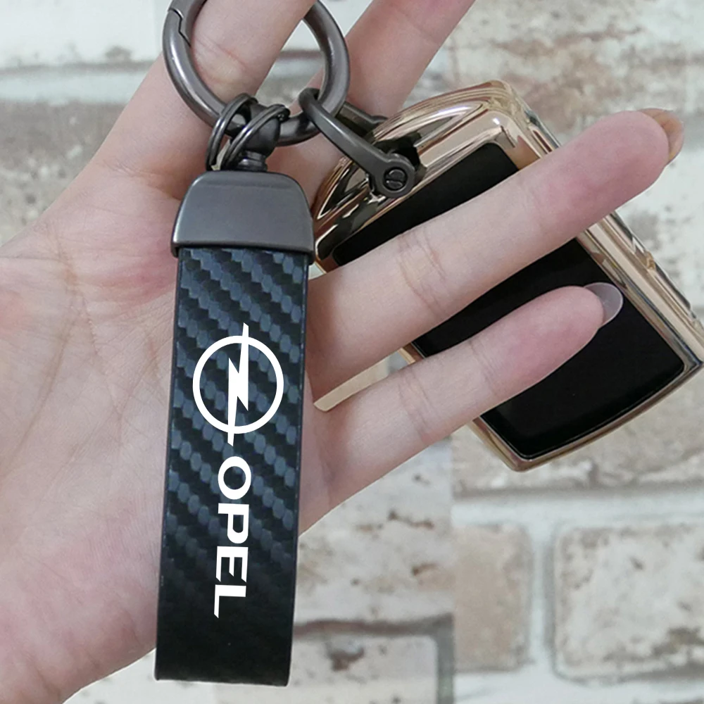 

Car Keychain Ring Carbon Fiber Metal Keychain Horseshoe Buckle for Opel astra g h j insignia zafira corsa d c Logo Key chain