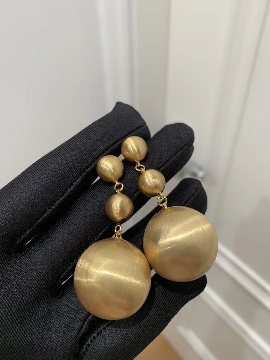 И ACC золотые серьги с тремя шариками и матовой лоскутной текстурой женские