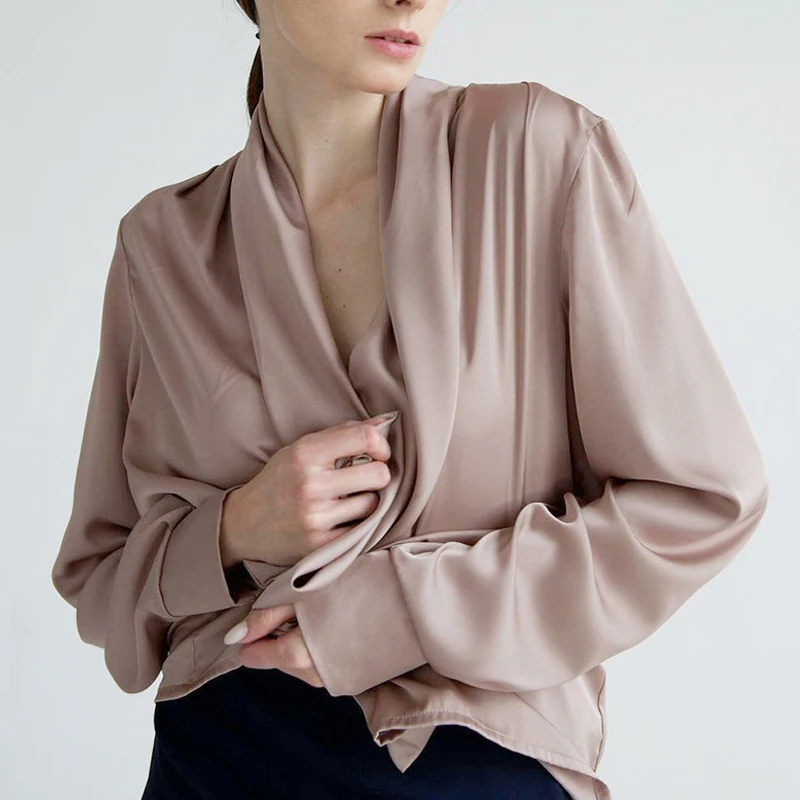 

Блузка Женская атласная с V-образным вырезом и длинным рукавом, 24314