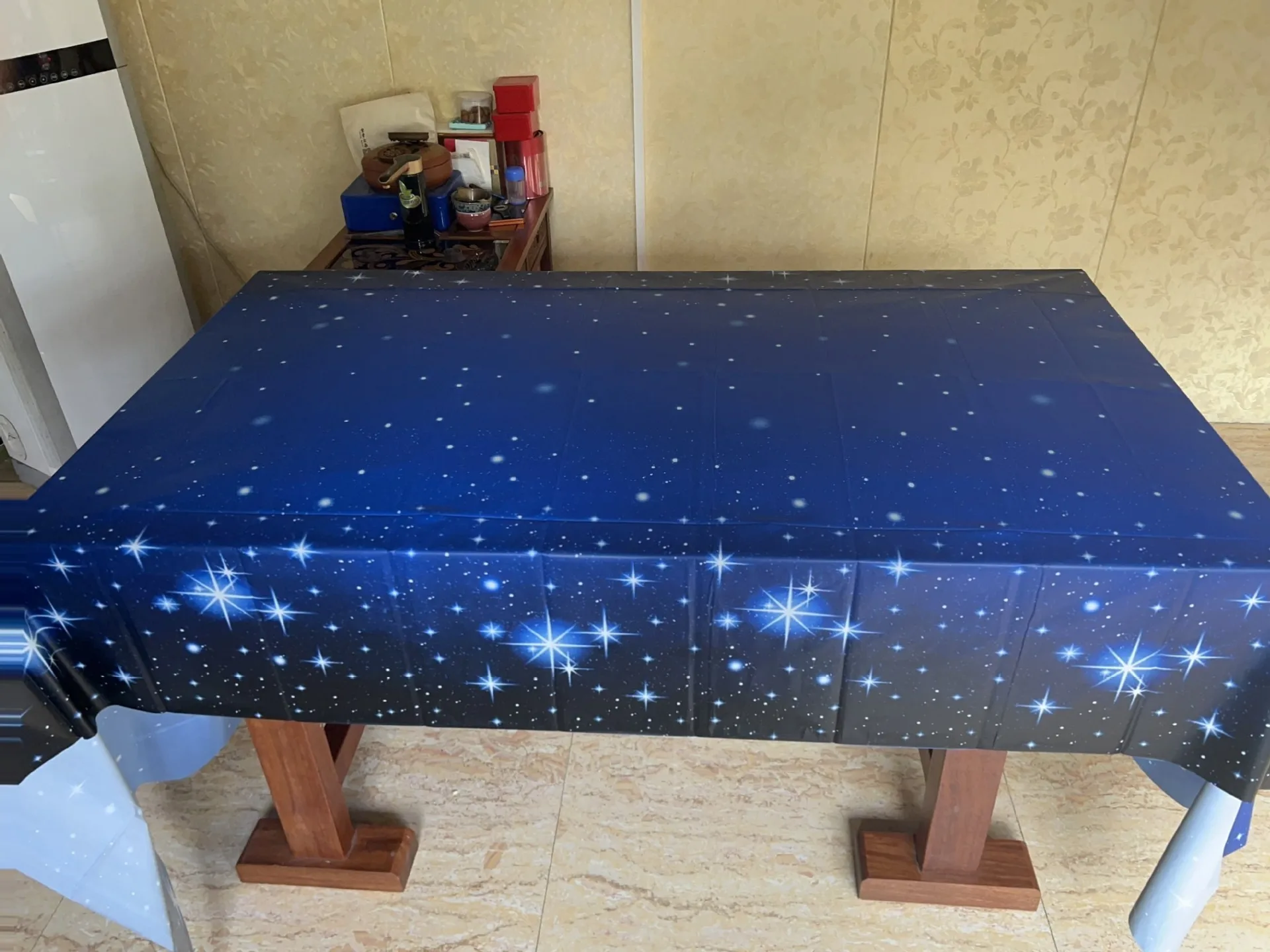 

Tablecloth waterproof plastic PE thickening antependium oil star theme plastic tablecloth table cloth_DAN207