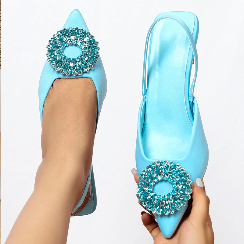 

Big Size 2022 Summer Women Pumps Med Heels Shoe Ladies Sandal Sexy Luxury Rhinestones Pointed Toe Female Shoes For Women Slides