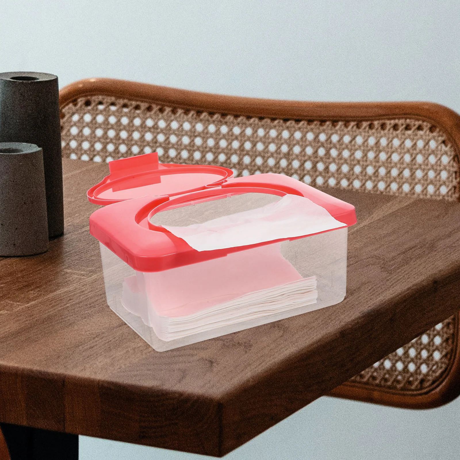 Рисунок 5 - большой пластиковый контейнер