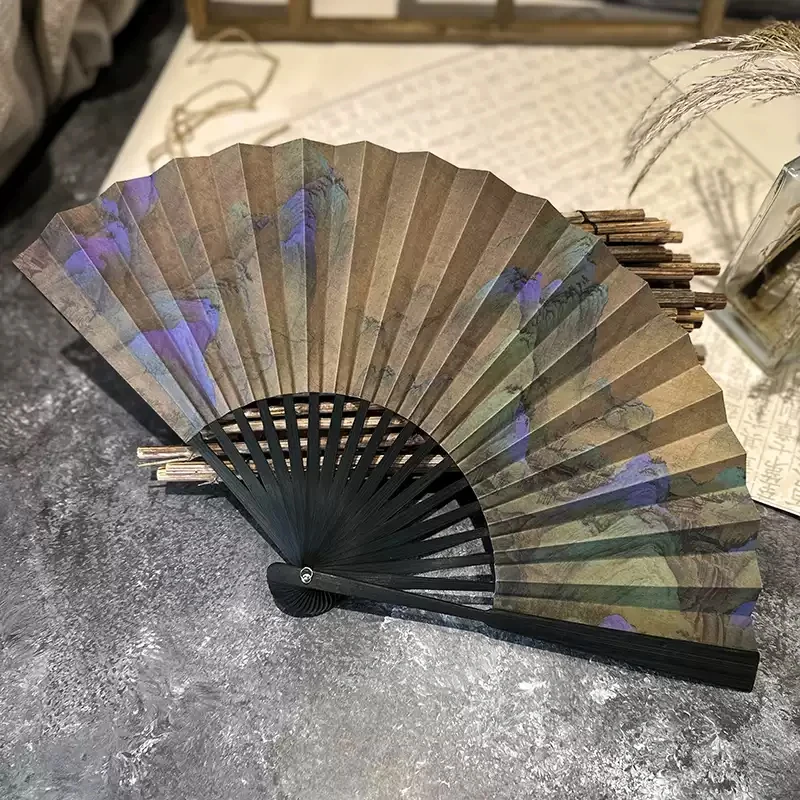 

Складной керамический веер в античном стиле