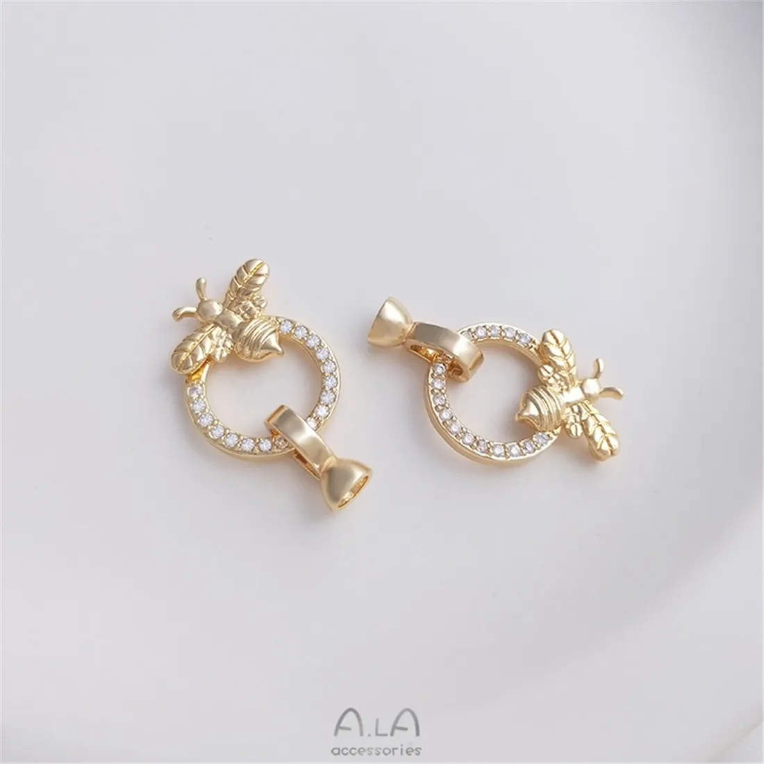 Фото Застежка-коннектор для жемчужных ожерелий с позолотой 14K, инкрустированная цирконами, в форме стрелы, бабочки и пчелы, для самостоятельного изготовления ювелирных изделий №3