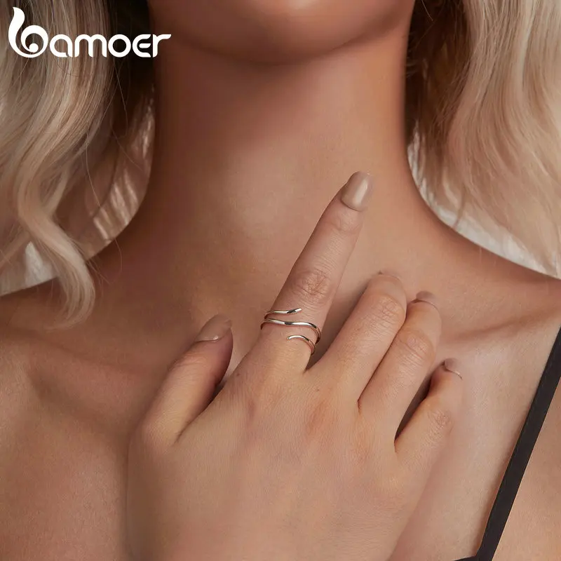 Кольцо женское регулируемое многослойное из серебра