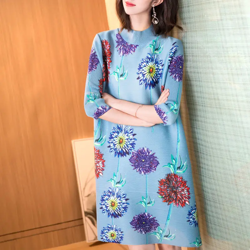 

Dress Half-high collar created dress 2021 autumn new fashion foreign aging loose large size slimming mother dress clothing