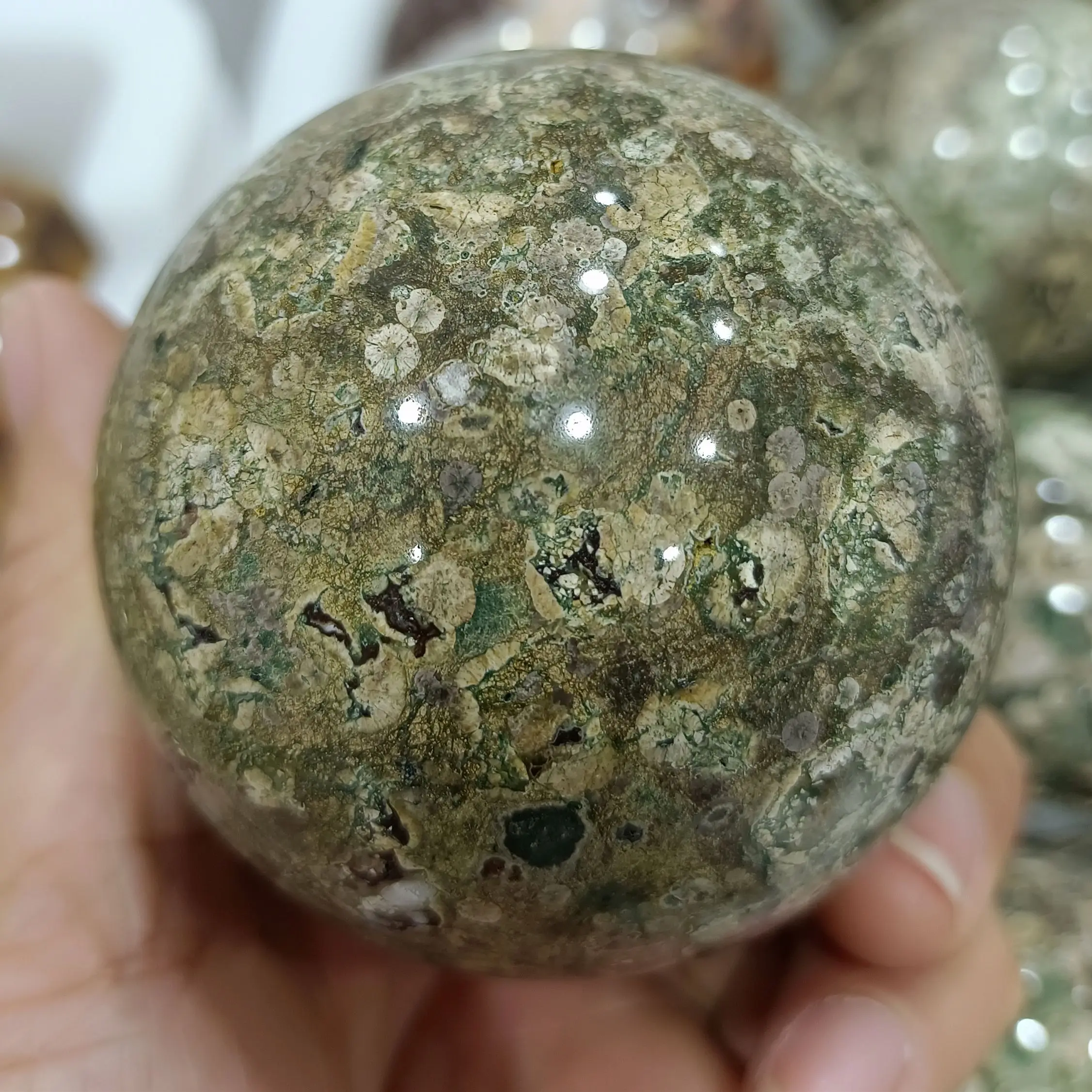 

Natural Sparrows Stone Ball Hand Polished Crystal Energy Healing Home Office Decoration Craft Gifts Feng Shui Ornaments