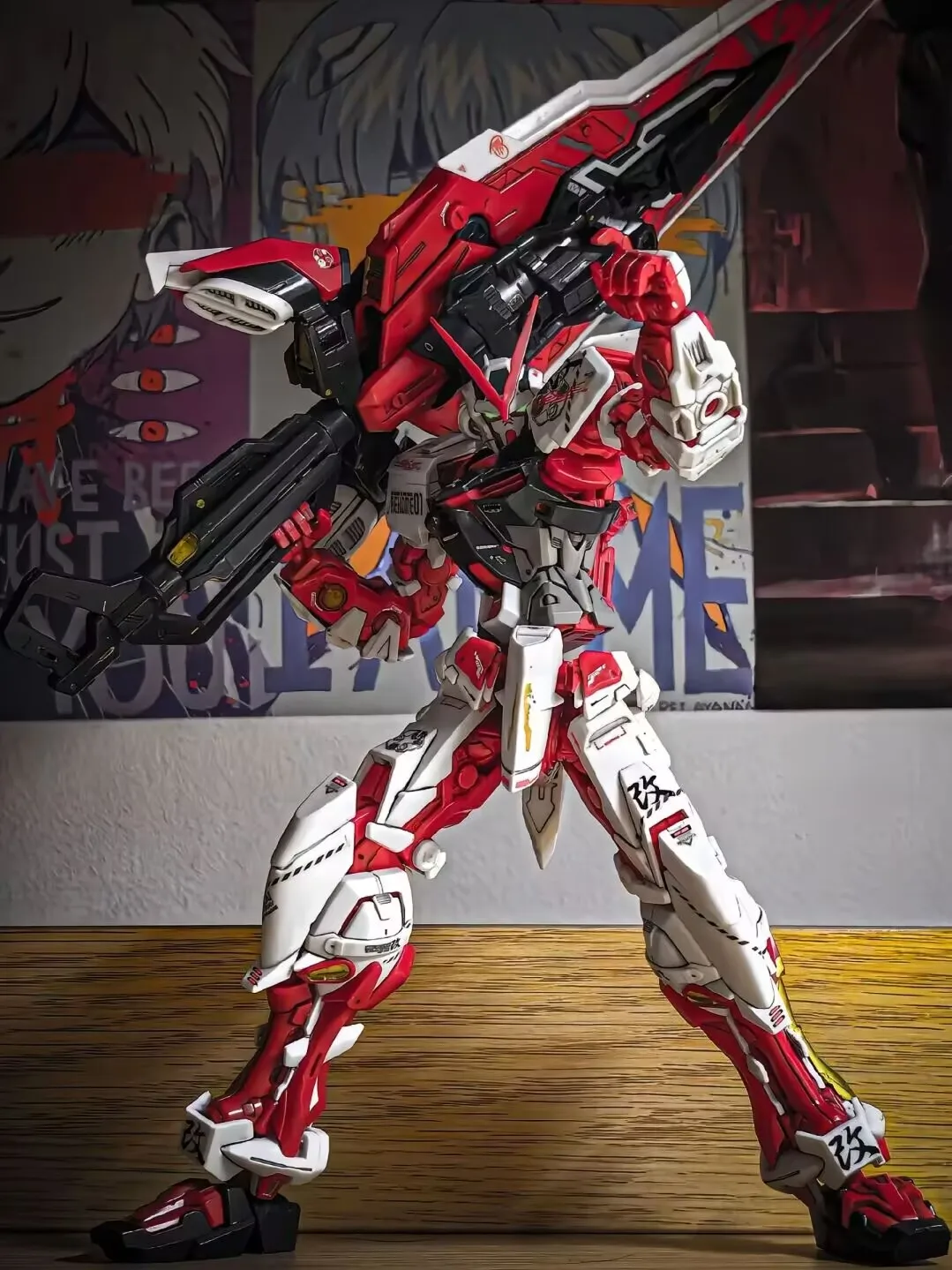 Фото В НАЛИЧИИ: Сборная модель DB 6601 MG 1/100 Astray Red Frame, пластиковый конструктор, подвижная фигурка робота с оружием, коллекционная игрушка для хобби №3