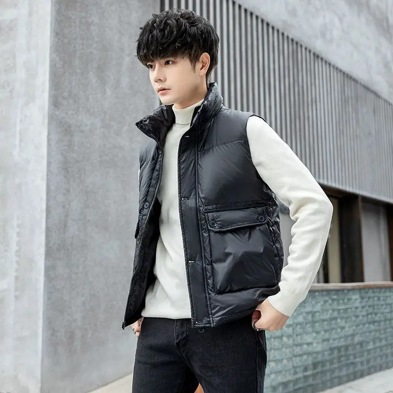 

2022 New Men Autumn and White Duck Down Vest Jackets Men's Lightweight Water-Resistant Packable Sleeveless Vest Coats Q31