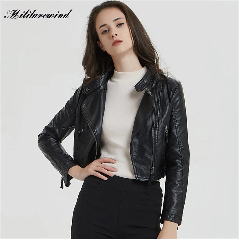 

Приталенная модная Байкерская мотоциклетная куртка с заклепками, демисезонная куртка из искусственной кожи, женское короткое стильное кожаное пальто с воротником-стойкой для женщин