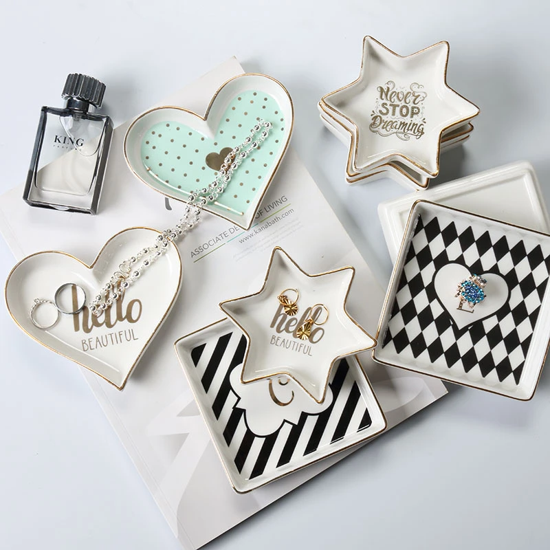 

Nordic Ceramic Jewelry Storage Dish Small Heart Shape Necklace Ring Bowl Sauce Decorative Tray Kitchen Items
