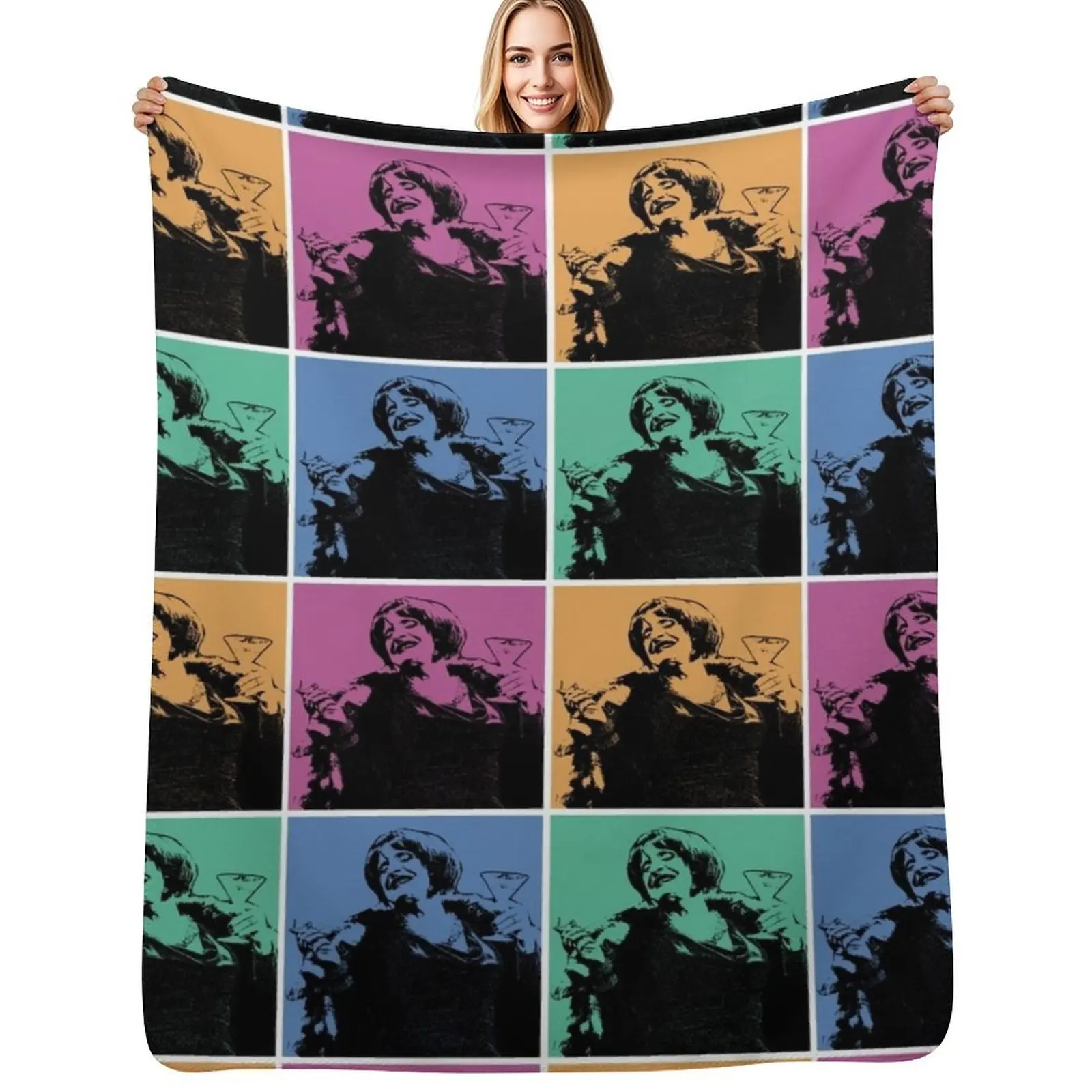 Фото Плед Patti LuPone I'll Drink to That Company PopART, стильный декоративный плед, подарок для друзей и соседей по комнате №1