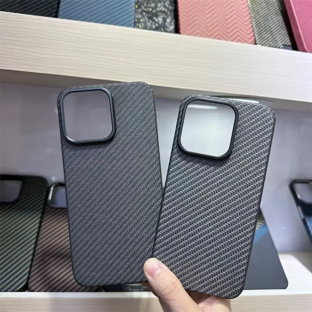Оригинальный чехол MagSafe из настоящего углеродного волокна Арамид для iPhone 15 Pro Max