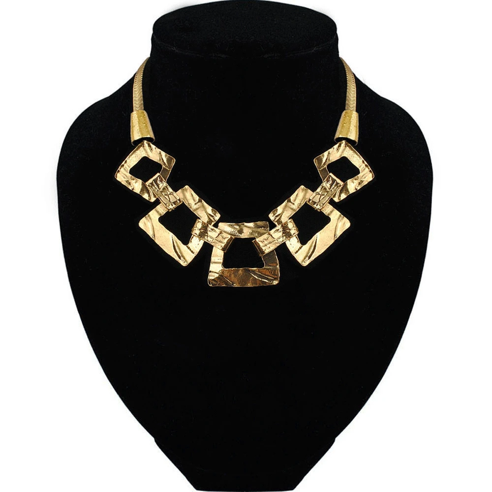 

Modern Vintage Necklace Popular in Europe and Luxurious Atmosphere Alloy Plating Clavicle Chain Jewelry Free Shipping
