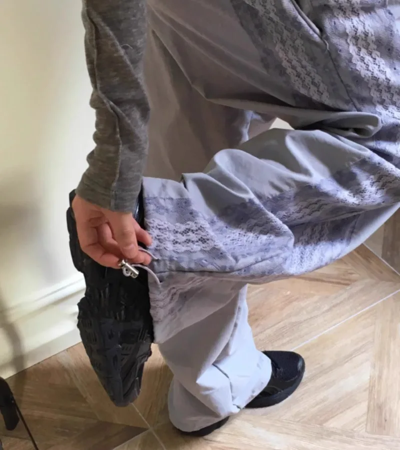 Модные винтажные кружевные лоскутные нейлоновые широкие брюки новинка лета 2024