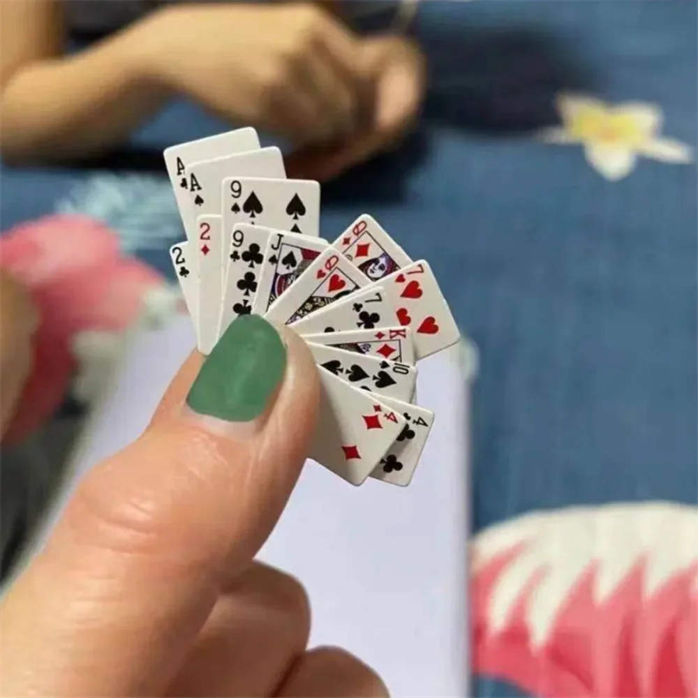 

Cute 1:12 Miniature Games Poker Mini Dollhouse Playing Cards Miniature For Dolls Accessory Home Decoration High Quality