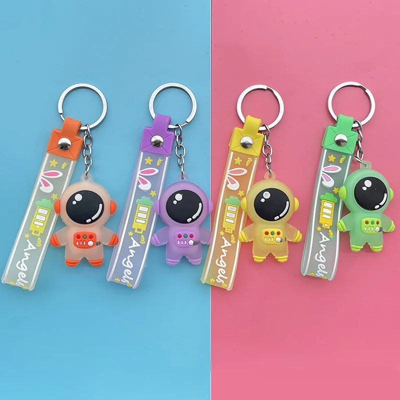 

New Cute Car Keychain Ring Bookbag Backpack Small Gift Creative 3D Cartoon Astronaut Keychain Hangings Astronaut Transparent