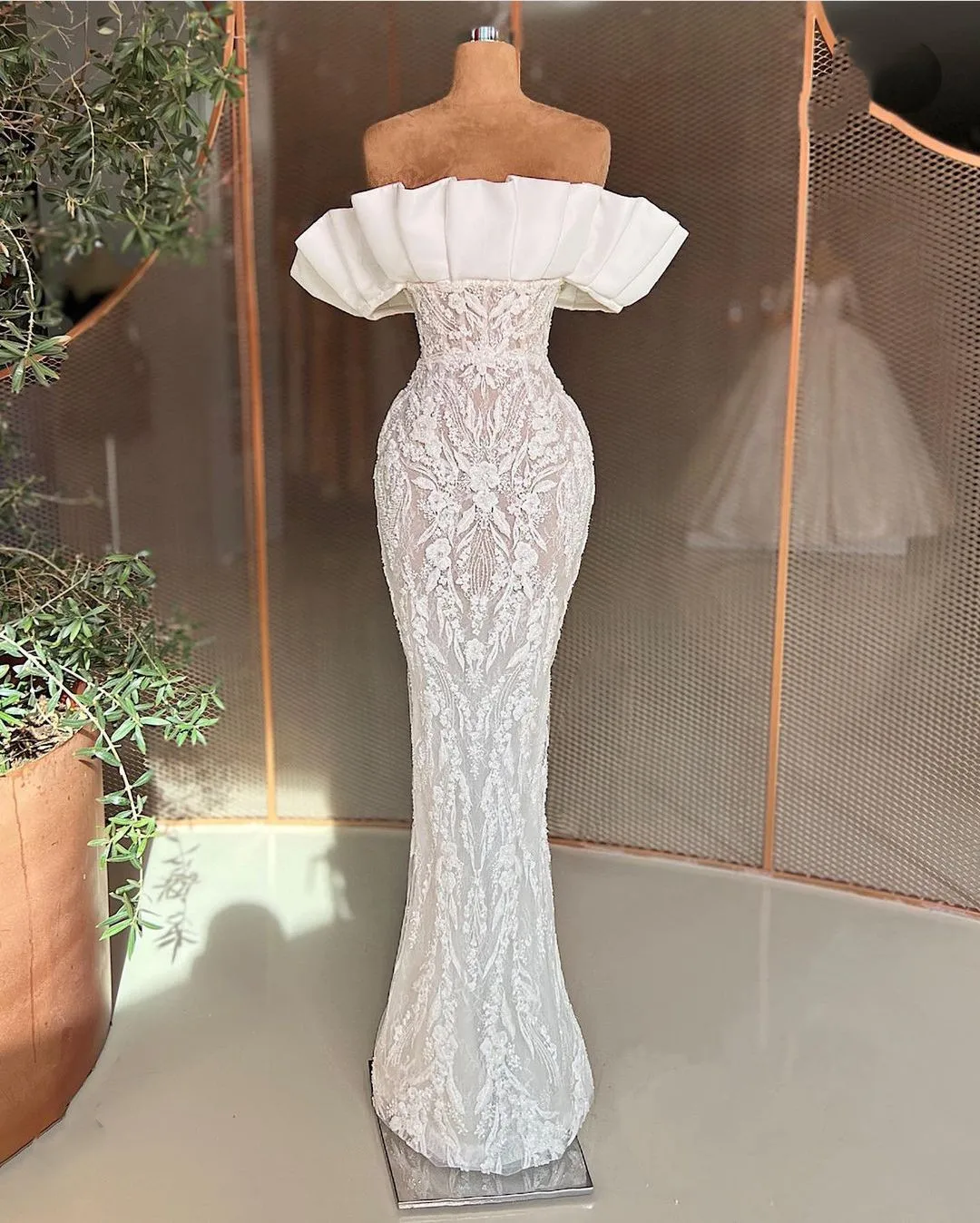 

Белое женское вечернее платье знаменитости с блестками и 3D кружевной аппликацией