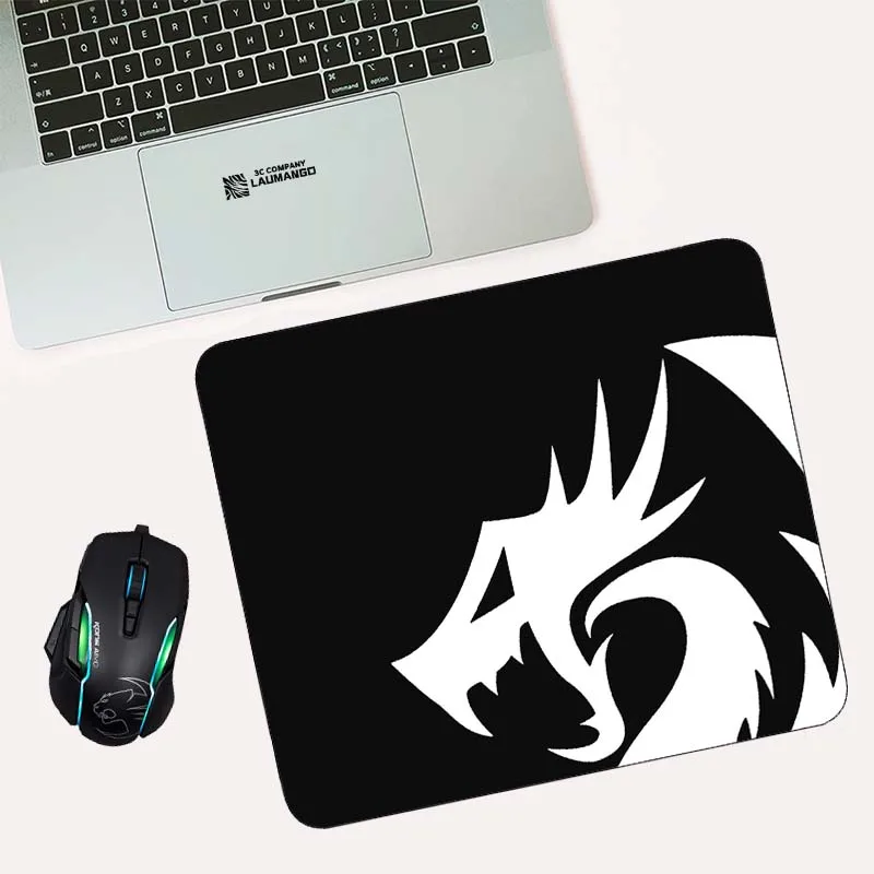 

Стеклянный коврик для мыши Redragon, Аниме Коврик для мыши, игровой компьютерный Настольный коврик, игровые аксессуары, для шкафа, настольного к...