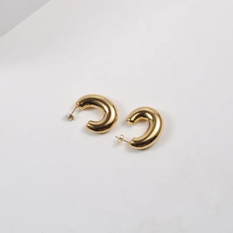 

2022 New Classic Copper Alloy Smooth Metal Hoop Earrings For Woman Fashion Korean Jewelry Temperament Girl's Daily Wear Earrings
