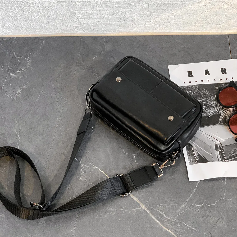 Рисунок 6 - Из искусственной кожи спортивная