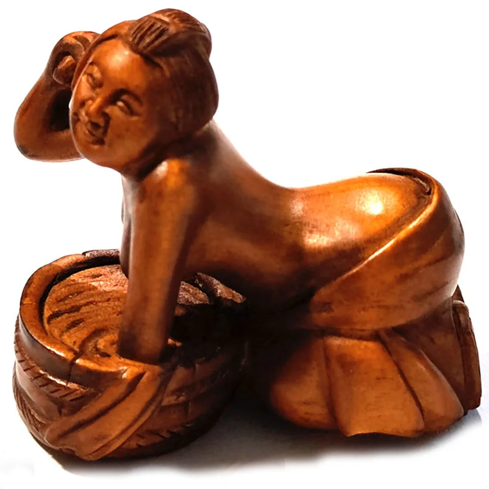 

Деревянная статуэтка ГеISHA из боксового дерева