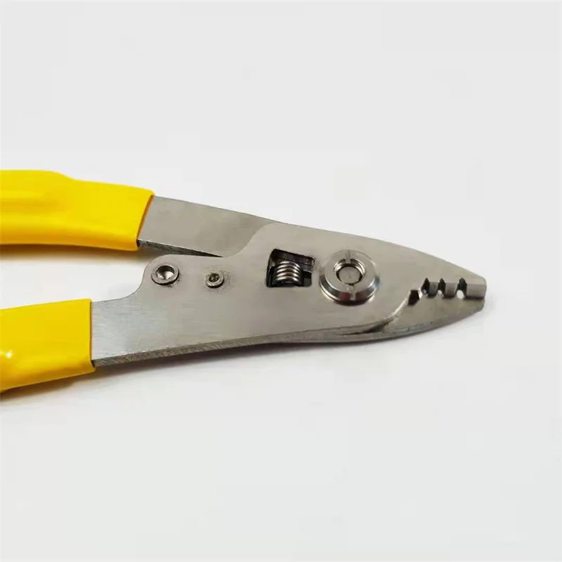 CFS-2 CFS-3 Stainless Steel Three-port Fiber Stripping Pliers FTTH Tool Optic Wire Stripper CFS2 CFS3 Made in China