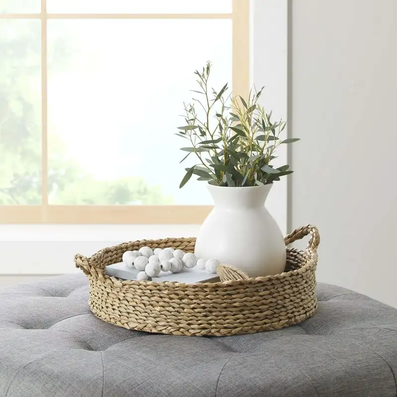 

Round Natural Colored Water Hyacinth Woven Tray