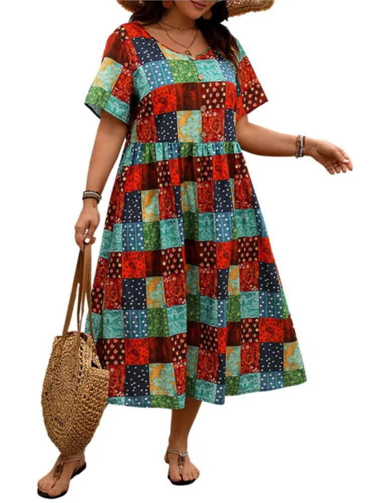 Женское клетчатое платье в горошек с коротким рукавом и рюшами