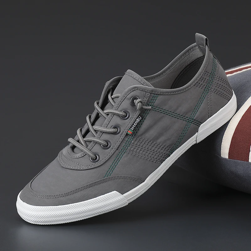 

Men's Low-top Canvas Shoes 2023 Spring and Summer Ventilated Casual Shoes Comfortable Flat Shoes Men's Shoes Vulcanized Shoes