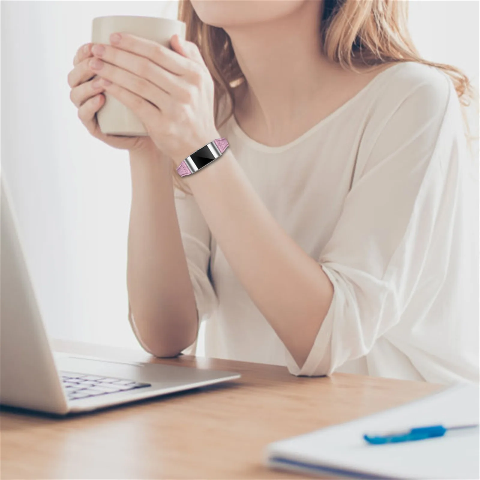 

Для часов Fitbit- Charge 5, кожаный сменный ремешок в стиле ретро, ремешок на запястье для часов Fitbit- Charge 5, бумажные браслеты для