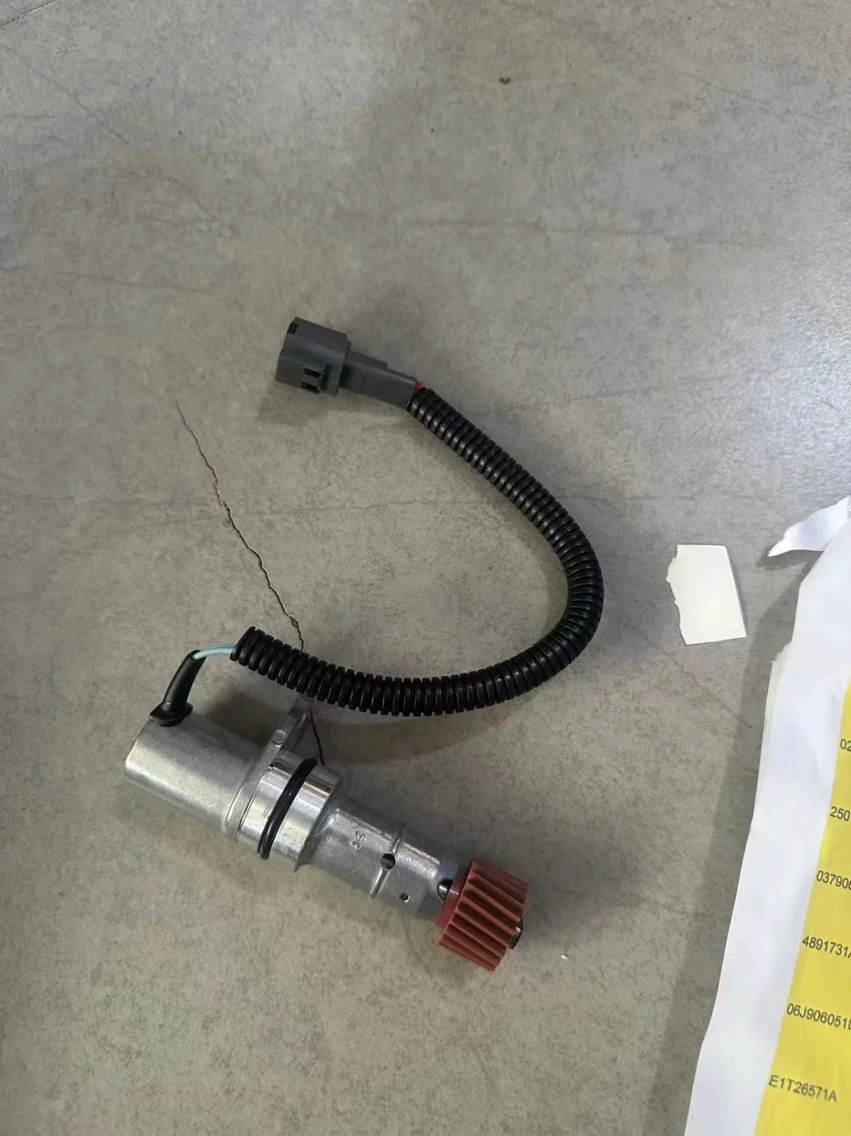 

Датчик скорости 25010-56G00 для Nissan Border 1998-2001 Picker 1995-1997 D21 1994 VSS065 25010-73P00 2501056G00