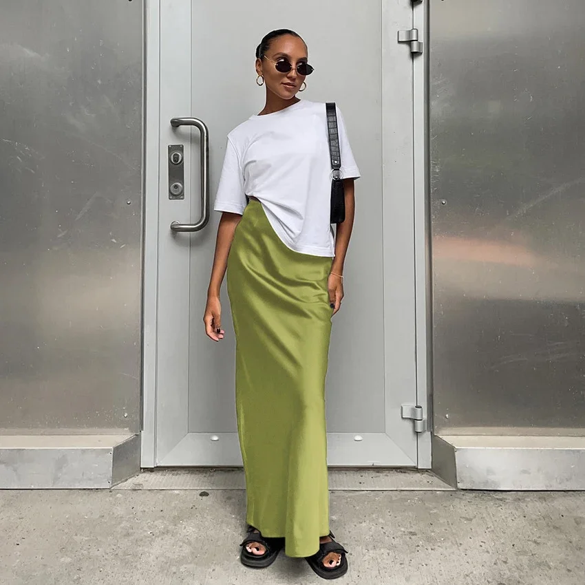 Весна и лето 2024 новая шелковая юбка до половины тела атласная женская