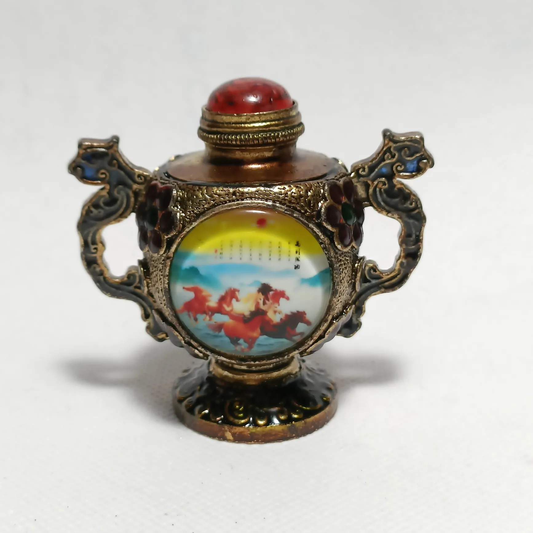 

Antique Snuff Bottle, Antique Imitation Tibetan Silver Luminous Snuff Bottle, Specification: 57.2 * 58.8 * 35.9mm