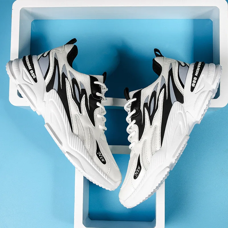 Men's 2022 New Fashion Trend Sneakers Outdoor Non-slip Lightweight Casual Style Running Shoes Comfortable Lace Up Sports Shoes