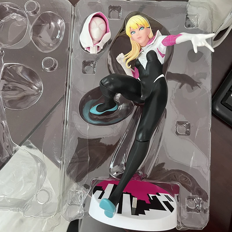 

Revoltech Yamaguchi Spider Man Gwen Stacy sexy girl Anime Action Figure PVC toys Collection figures Model Toys Room Decoration