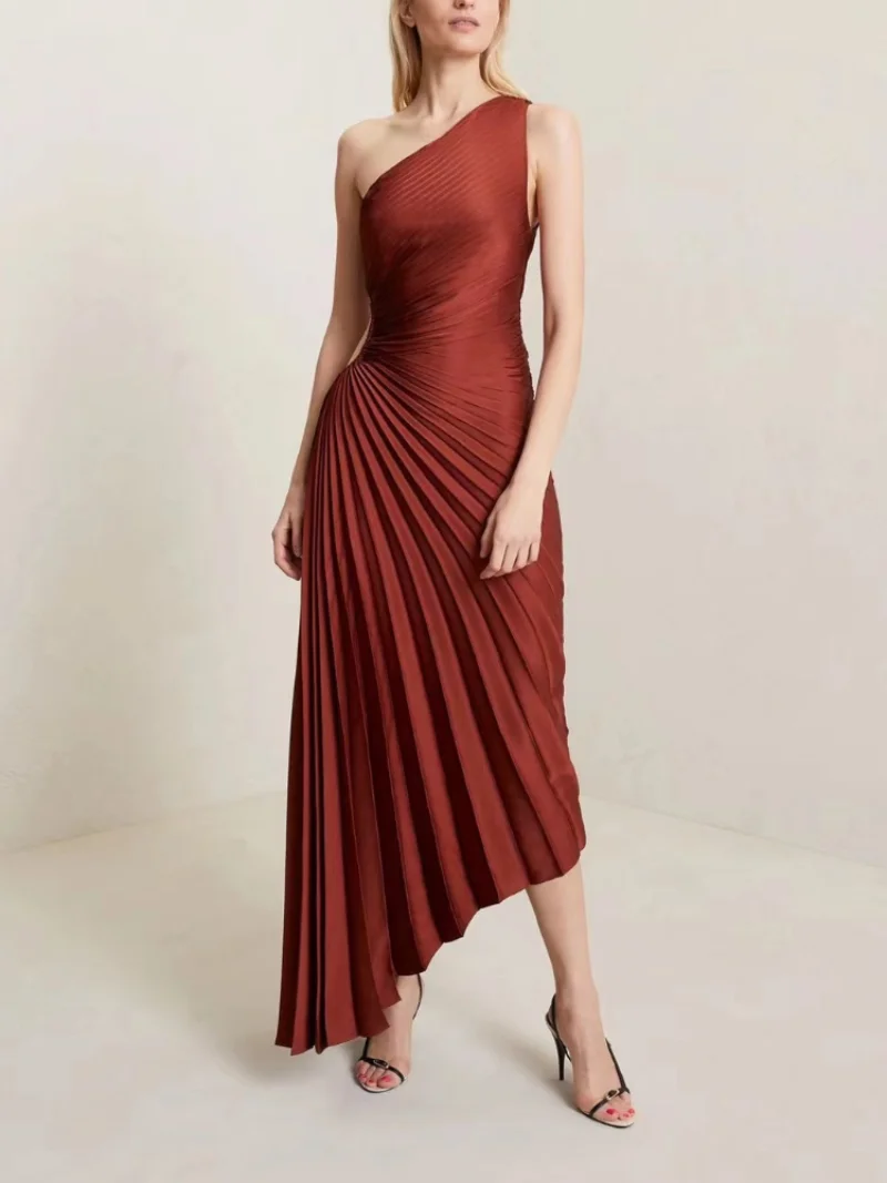 

2022 Spring Summer High Quality Ruched Pleat Sleeveless Ladies Irregular Brown Navy Blue One Shoulder Charming Party Dress