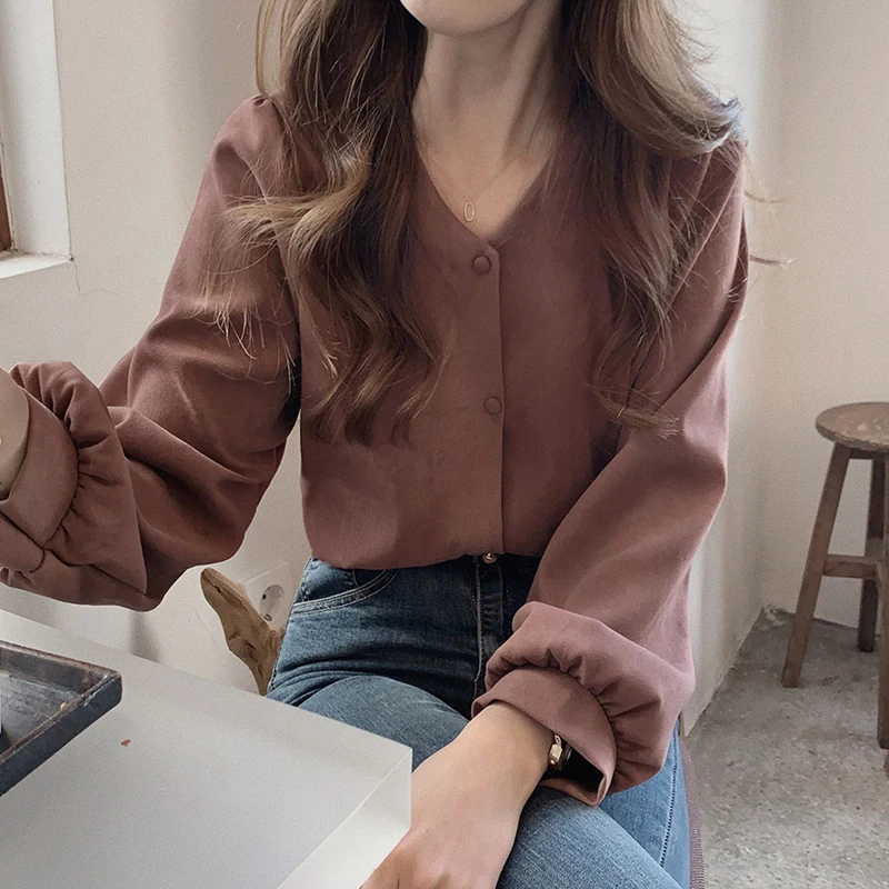 

Women Blouse Tops New Fashion Chiffon Women's Shirts Casual Vintage Long Sleeve Buttons V Neck Female Clothing Blusas 22965