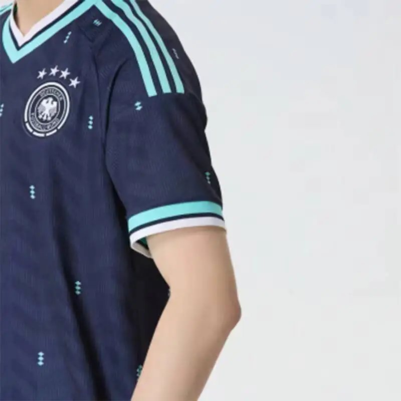 Фото Мужская тренировочная футболка с коротким рукавом Adidas Clover Germany Team, футбольный костюм JN2074 №5