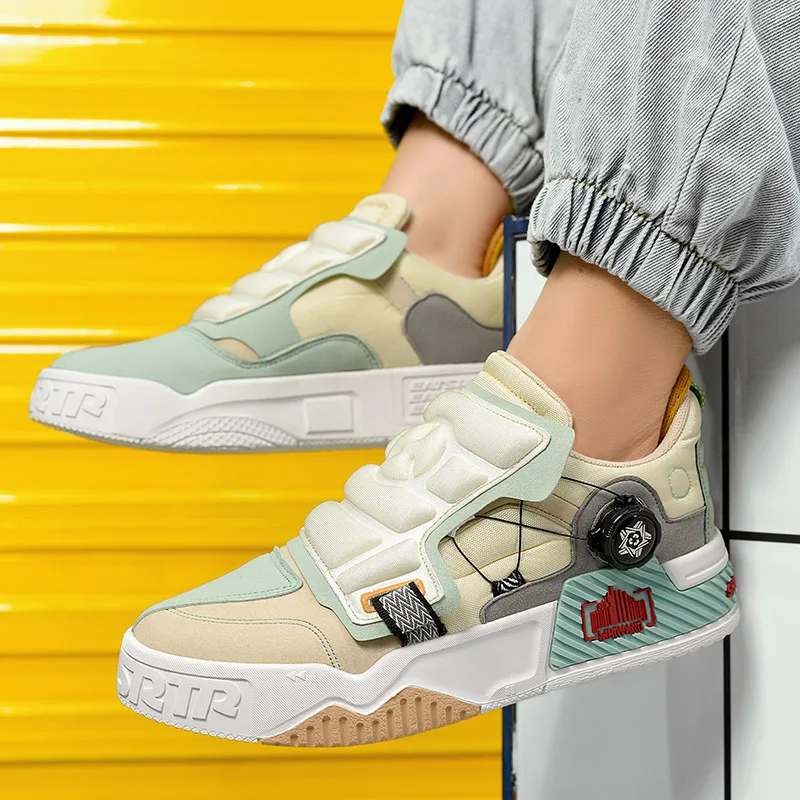 Fashion Men Skateboarding Shoes Rotary Buckle Walking Sports Shoes Sneakers Men Parkour Leisure Sneakers Male tenis Zapatillas