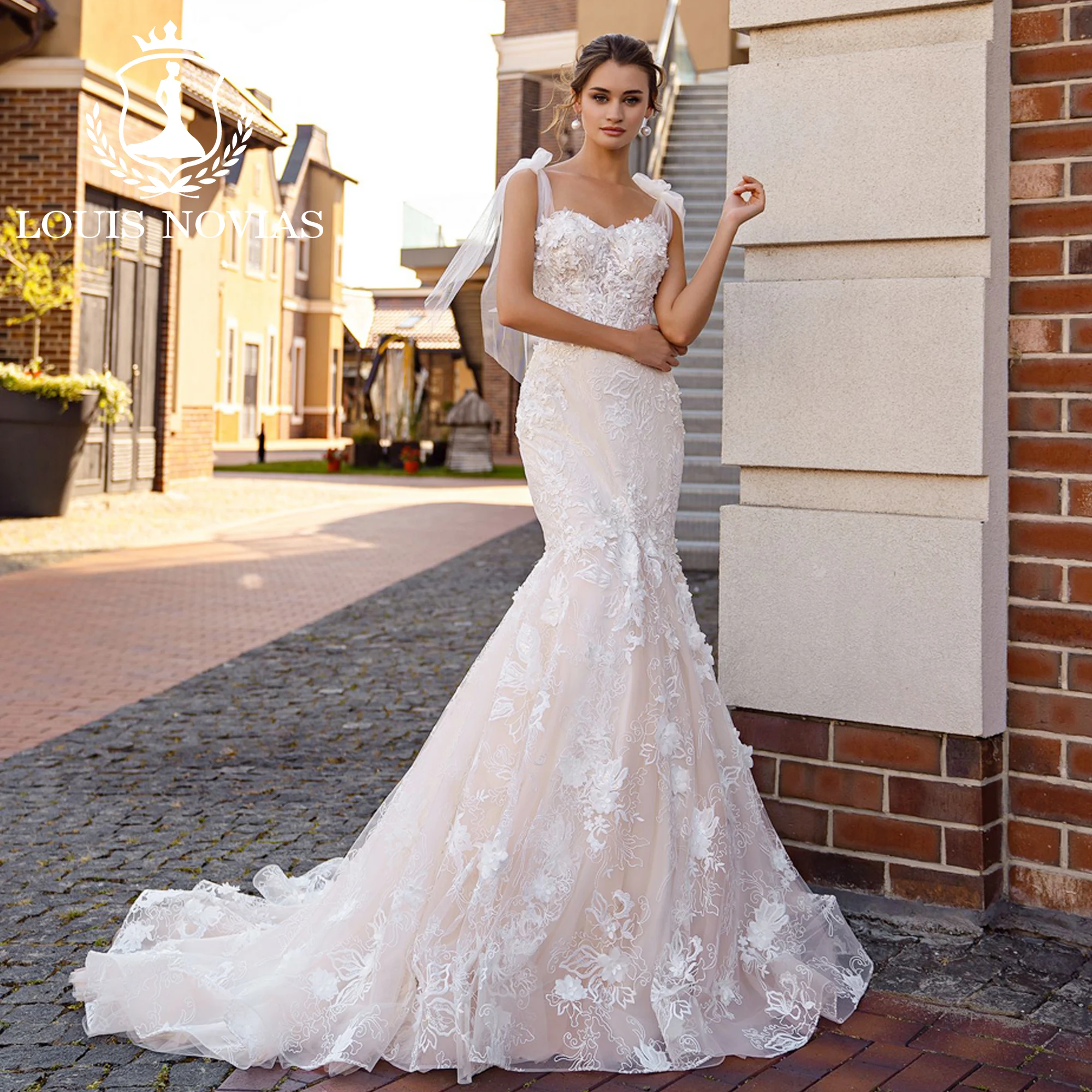 

Женское свадебное платье с юбкой-годе LOUIS NOVIAS, платье цвета шампанского на тонких бретельках с вышивкой сердечком, свадебное платье, 2023